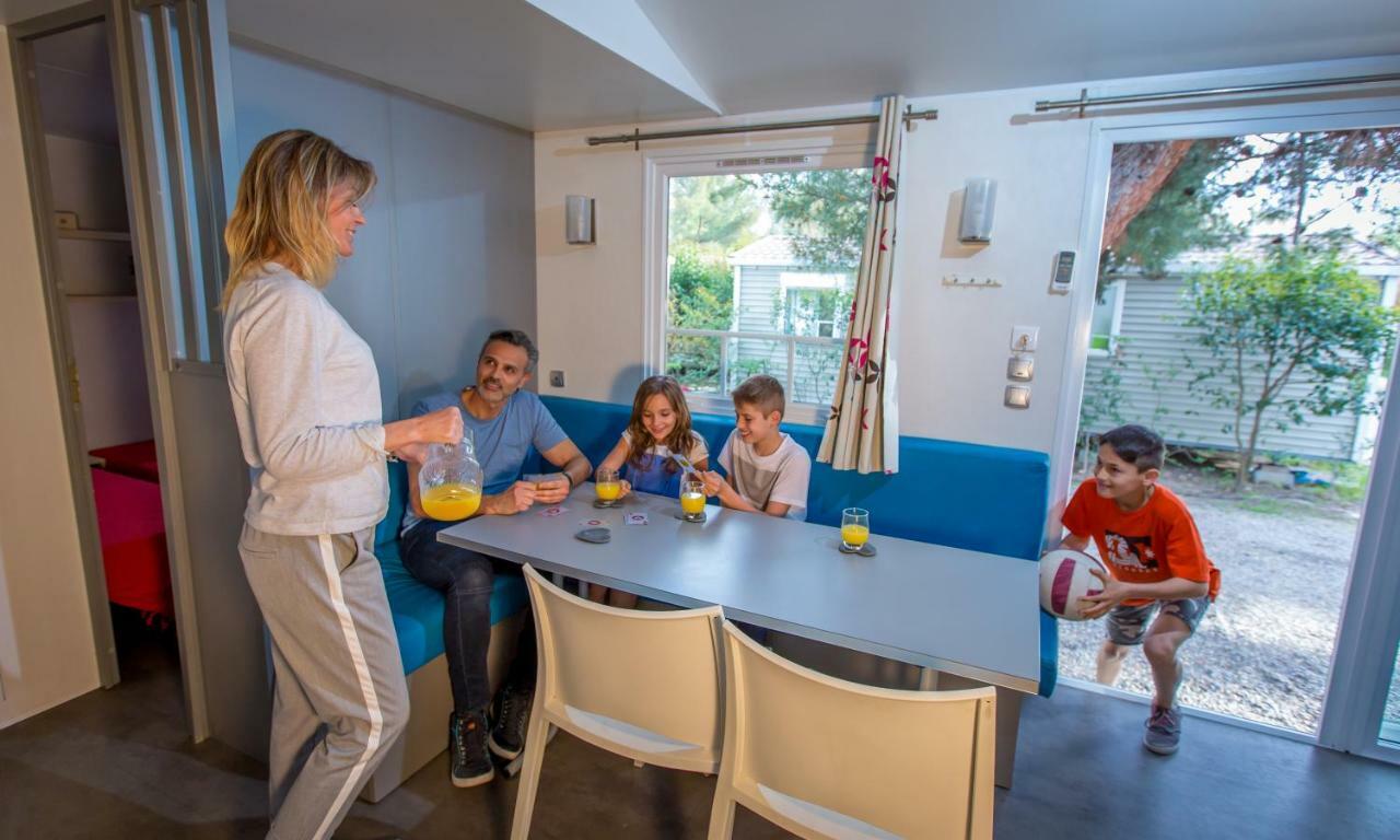 Camping Marina Plage Vitrolles  Eksteriør bilde